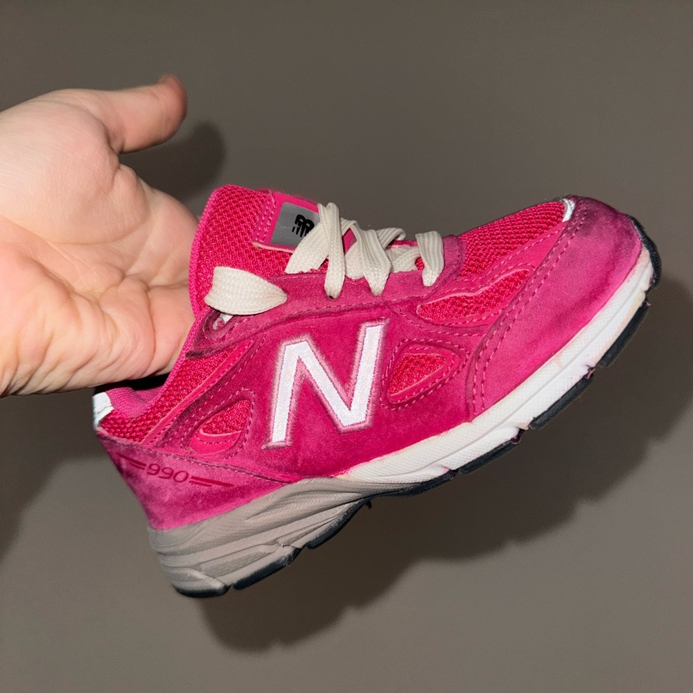 New Balance Kids' 990 Fuchsia Sneakers